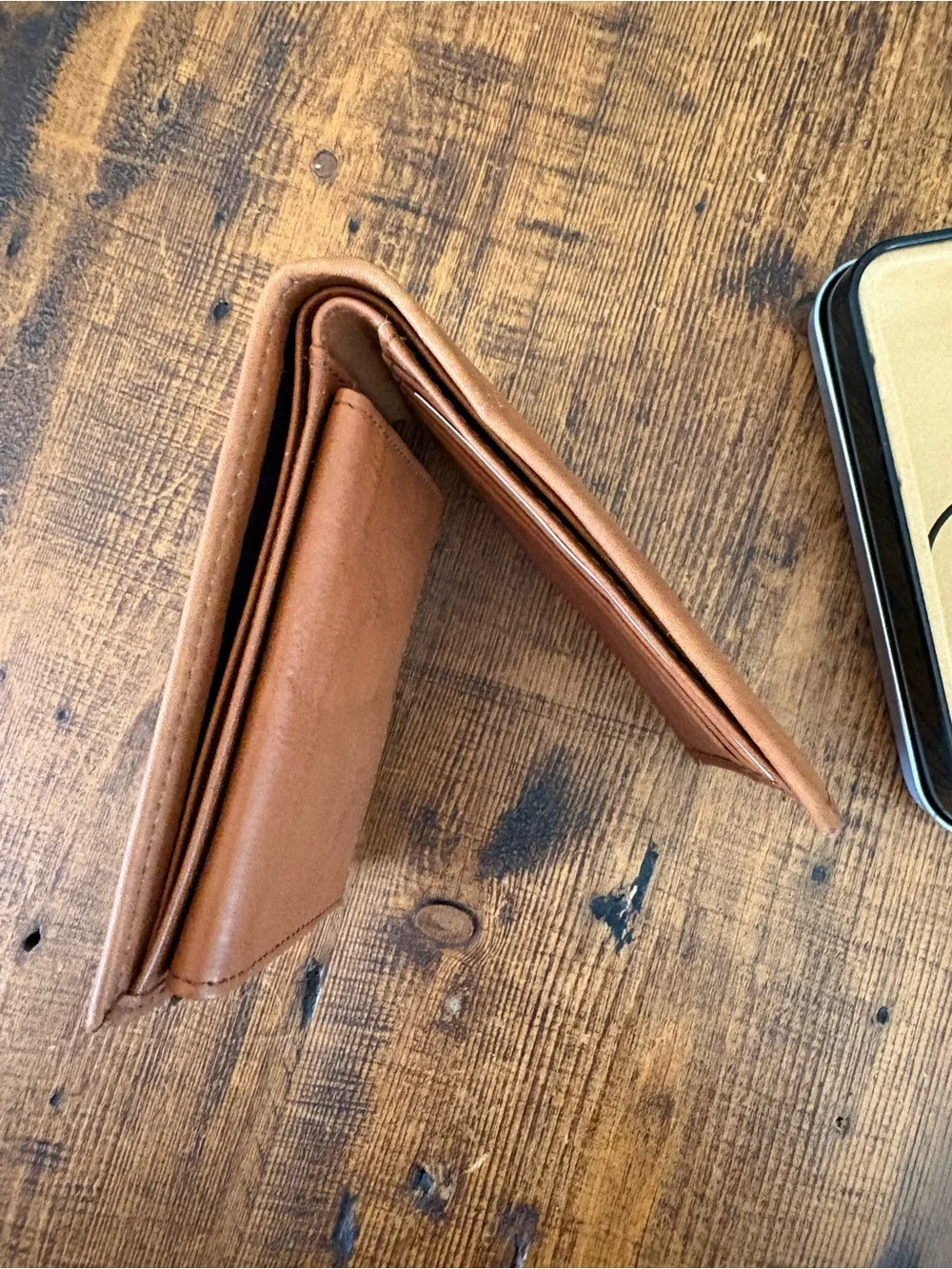 Collegiate NWT Alabama Crimson Tide Leather Wallet Tan